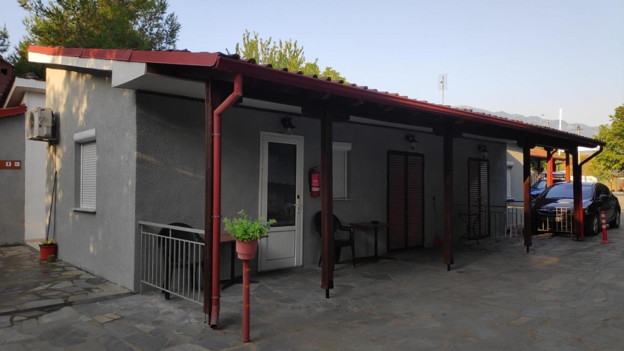 Camping Mitikas And Bungalows Plaka Litochorou Extérieur photo