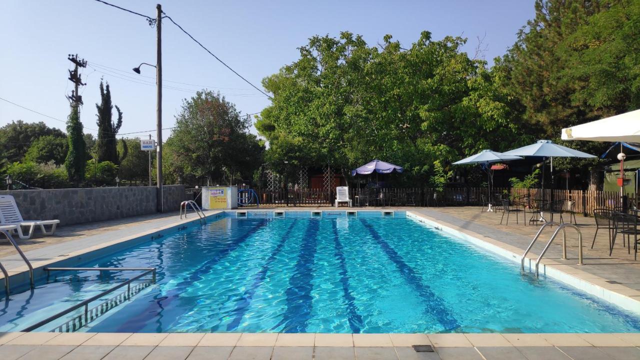 Camping Mitikas And Bungalows Plaka Litochorou Extérieur photo
