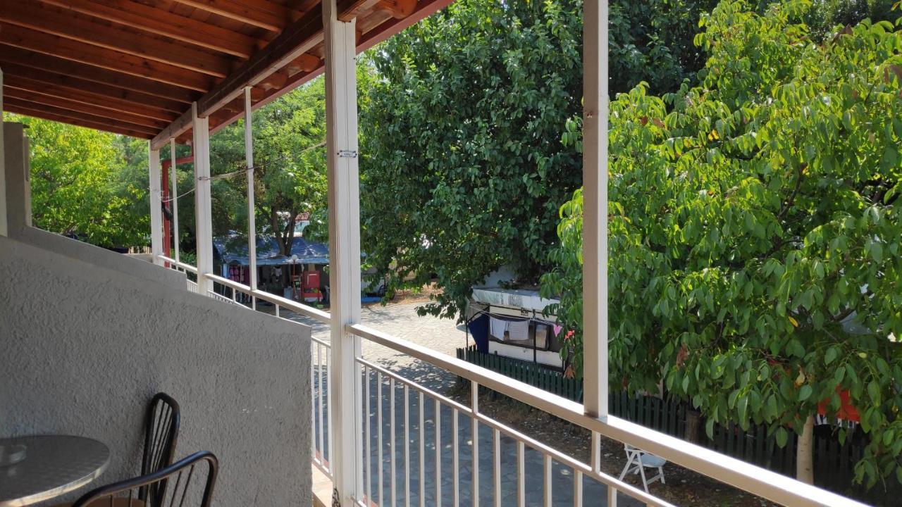 Camping Mitikas And Bungalows Plaka Litochorou Extérieur photo