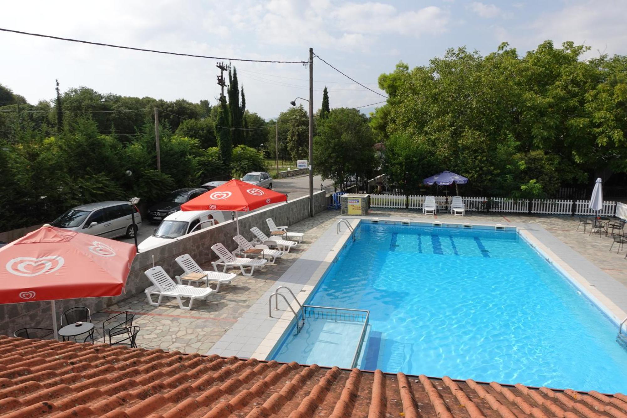 Camping Mitikas And Bungalows Plaka Litochorou Extérieur photo